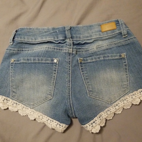 Light blue Crochet shorts - Picture 3 of 4